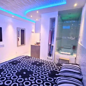 Centre Meuble Avec Jacuzzi Appartement