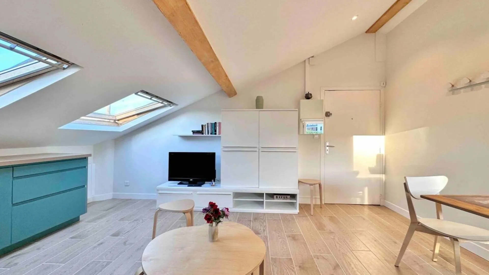 Studio Renove Et Fonctionnel Bron