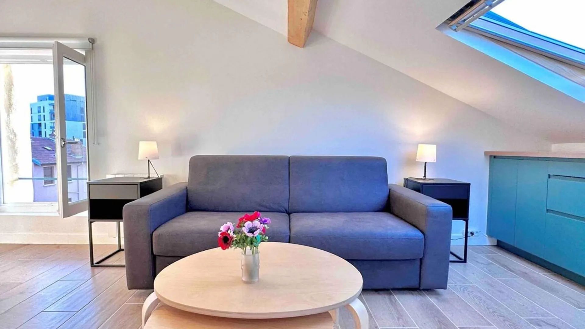 Studio Renove Et Fonctionnel Bron France